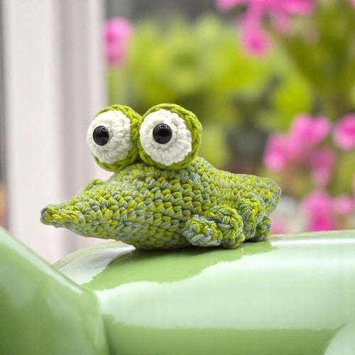 CROCODILE TOY FACING LEFT