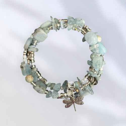 MEMORY WIRE WRAP BRACELET WITH A CUTE CHARM