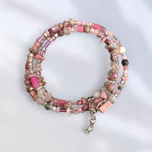 MEMORY WIRE WRAP BRACELET WITH A CUTE CHARM