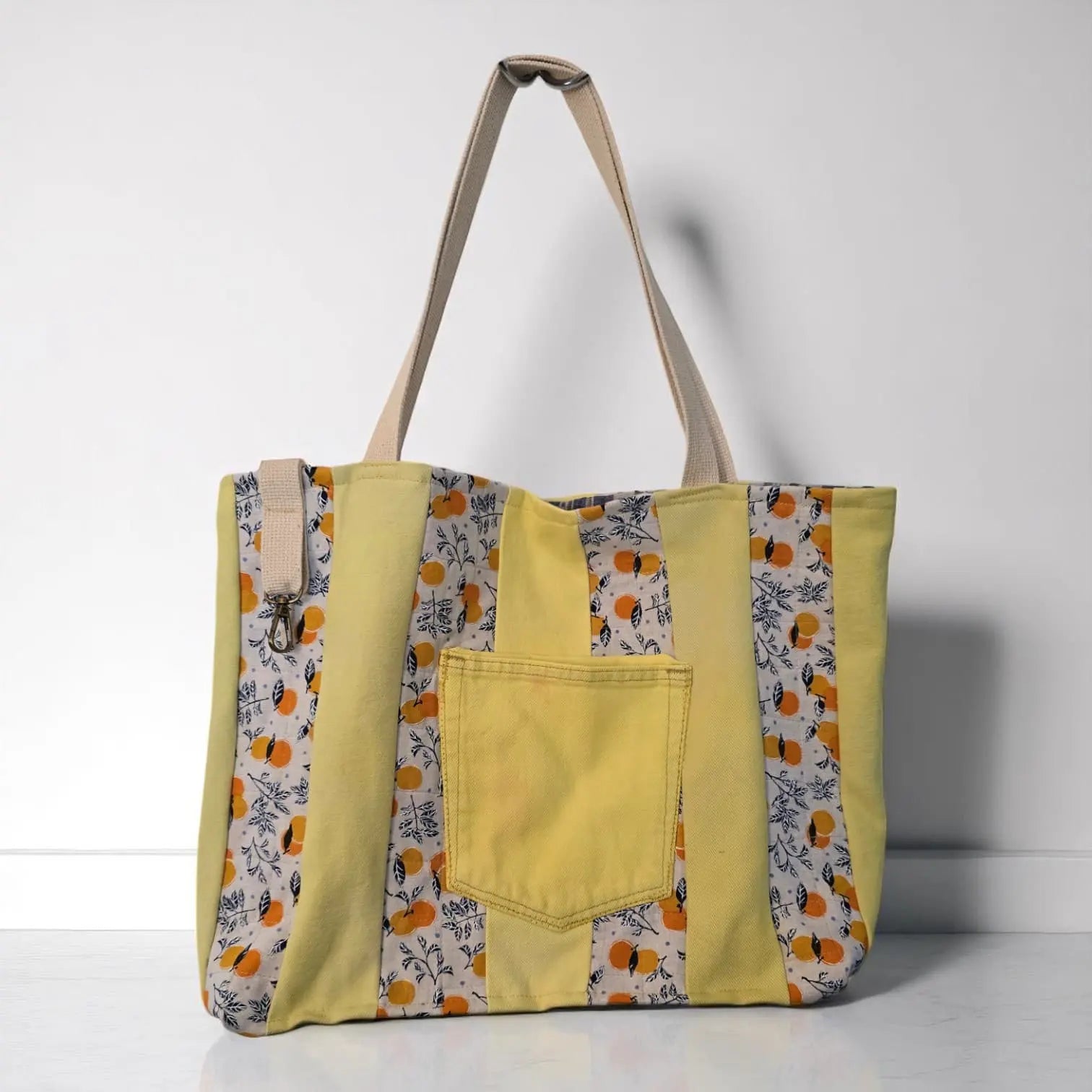 TOTE YELLOW FRONT PHOTO
