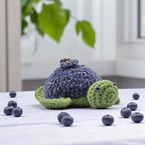 TURTLE CROCHET TOY FACING FRONT