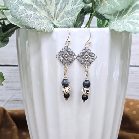 Dangle Earrings Black Bead