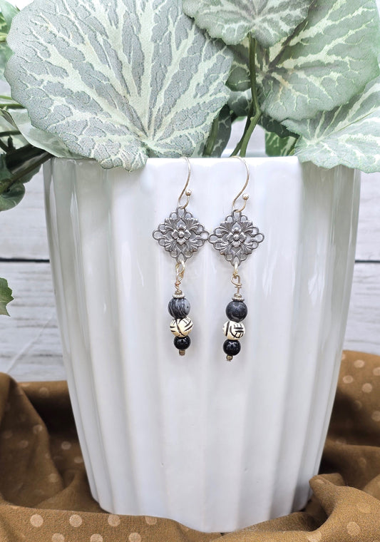 Dangle Earrings Black Bead