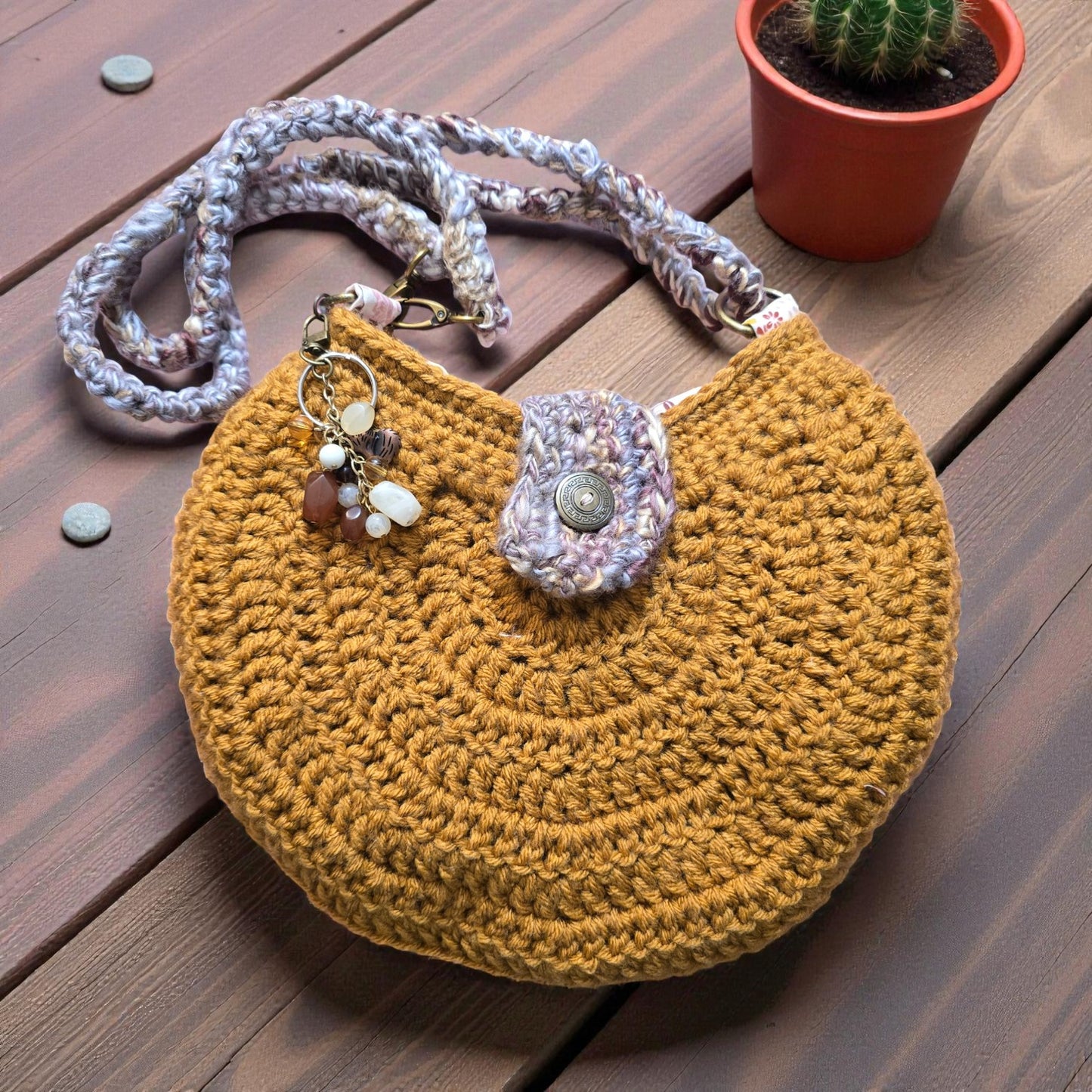 Boho Crochet Round Shell Style Bronze Handmade Market