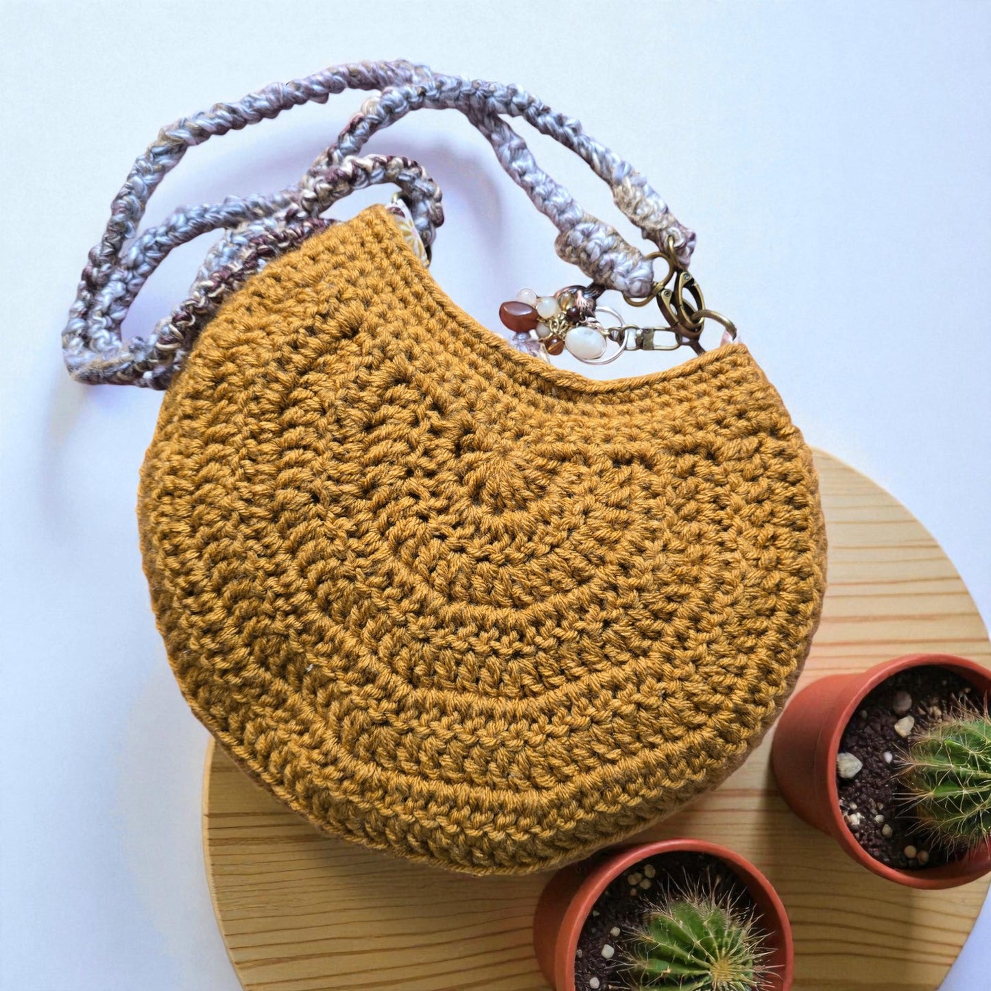 Boho Crochet Round Shell Style Bronze Handmade Market