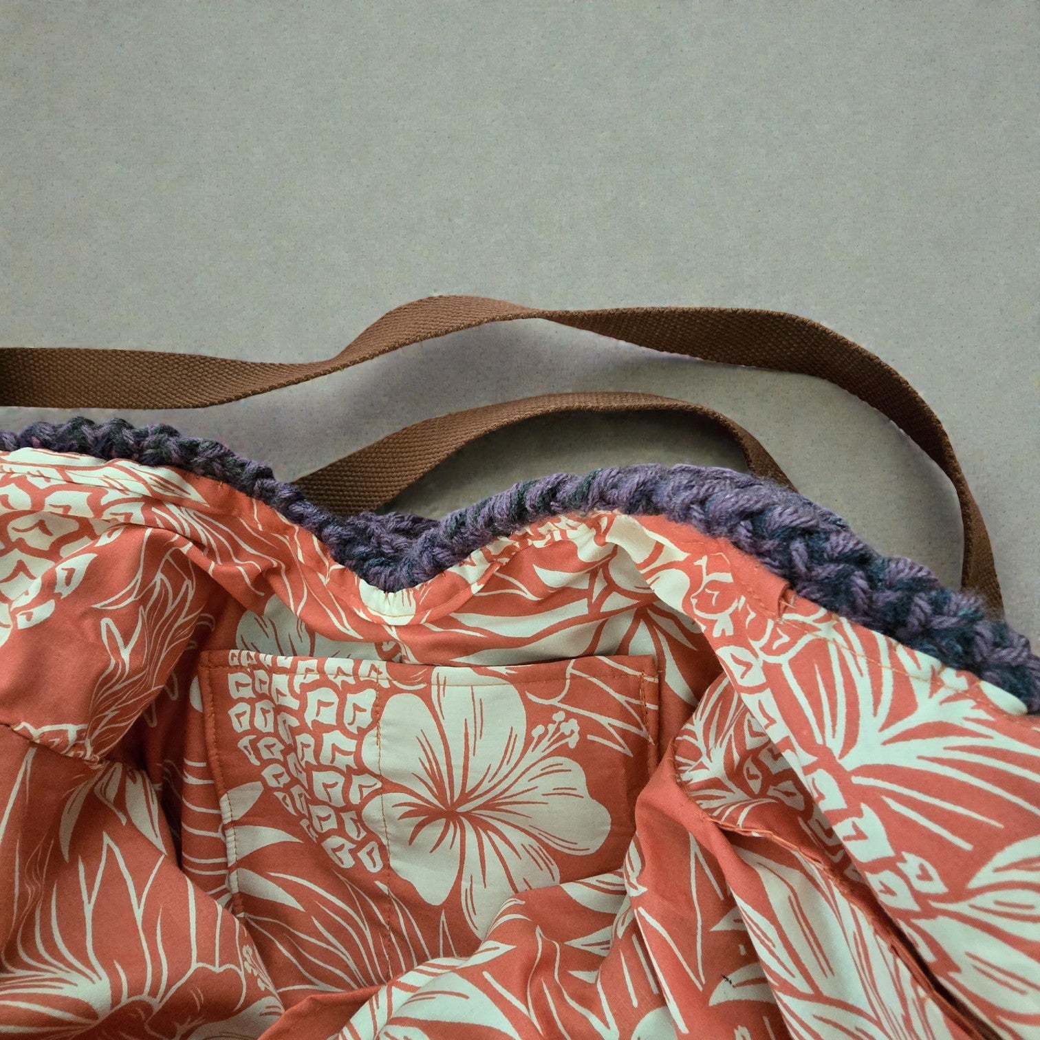 Inside Pocket of V Shape Bag